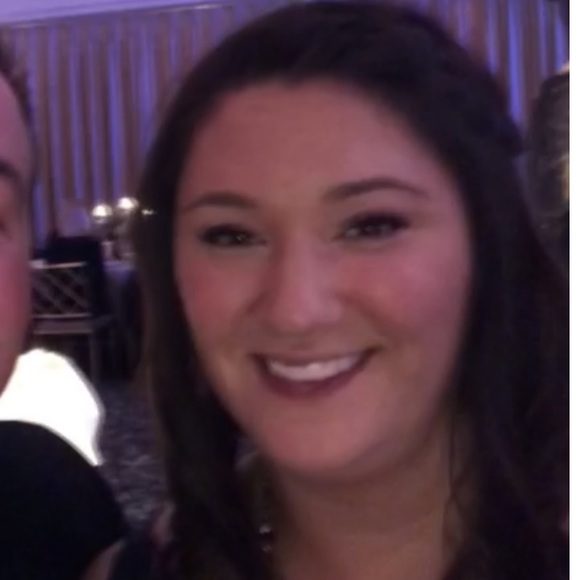 Meet your Posher, Felecia - Picture 1 of 1